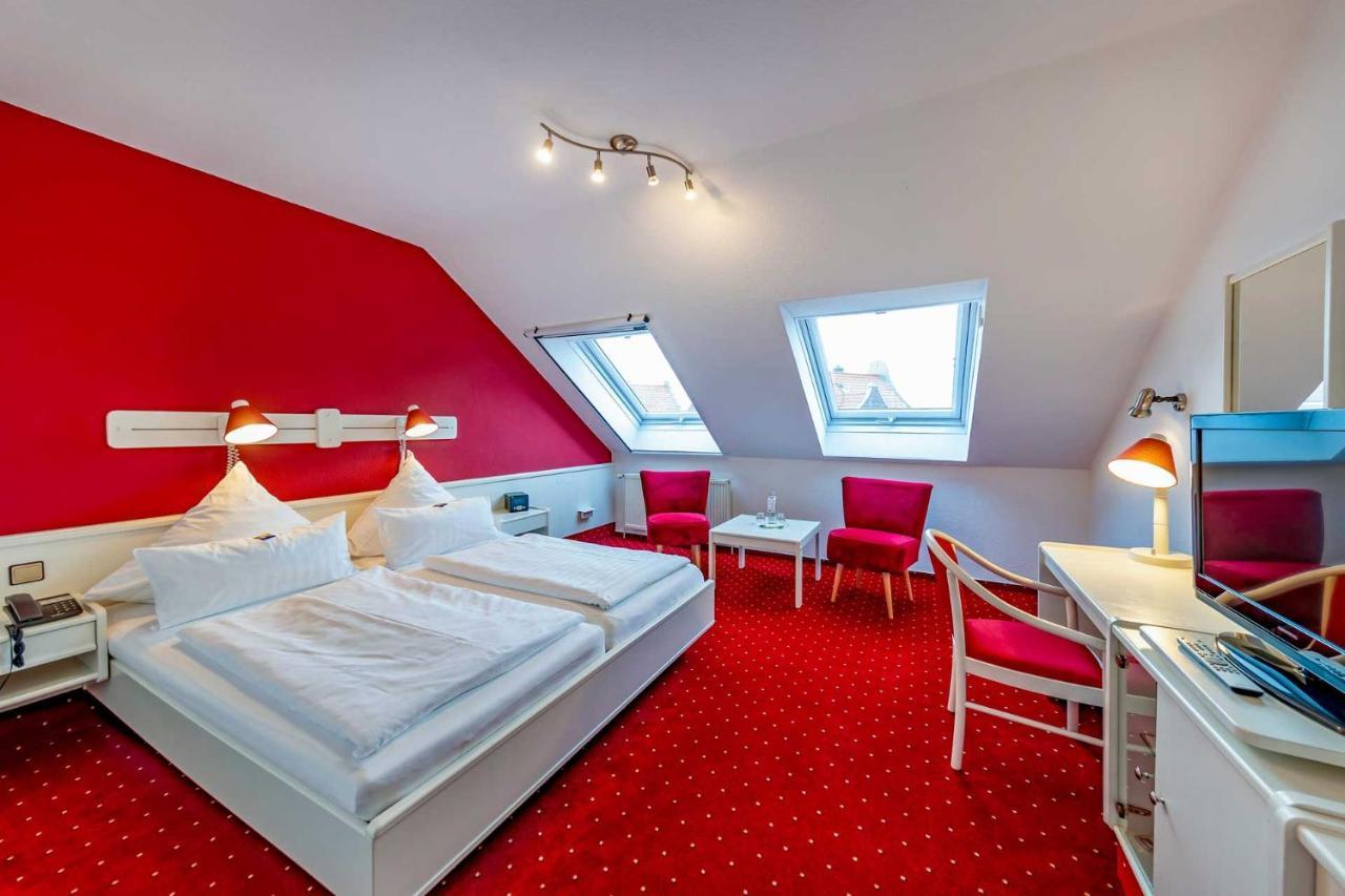 Hotel Landhaus Steinfeld 글레트지일 외부 사진